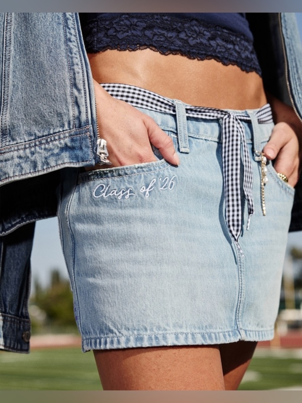 💙Hollister Low-Rise Class of '26 Denim Mini Skort SZ 4 (W 27)
